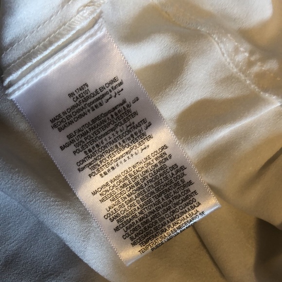 BCBGMAXAZRIA LONG SLEEVE KIMONO TOP - Picture 10 of 16